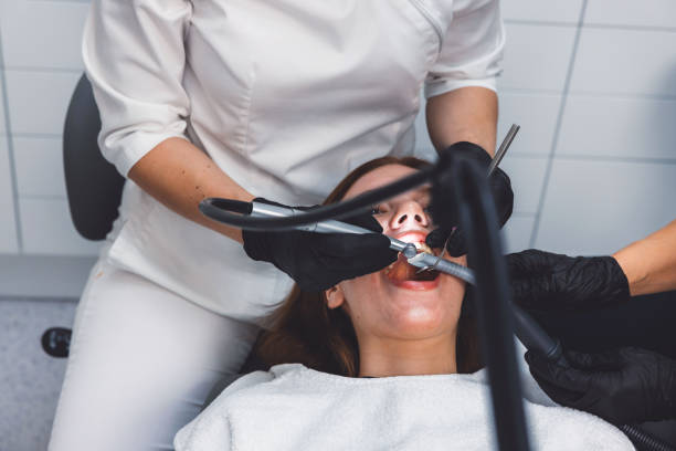 Best Emergency Tooth Extraction in Tuscola, IL